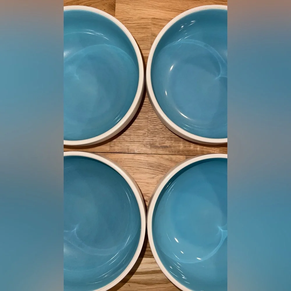 Set of 4 Crate & Barrel Brio Blue White Cereal Soup Bowls Stackable